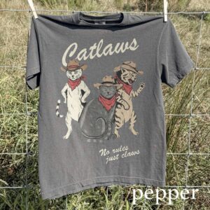 Cowboy Cat Graphic T-Shirt, Western Cats Humor Tee, Cat Shirt, Retro Wild West Animal Gift
